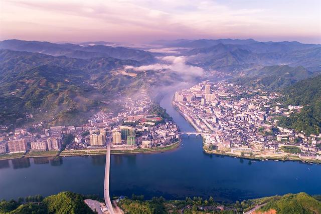 巫水左岸防洪堤工程地质勘探